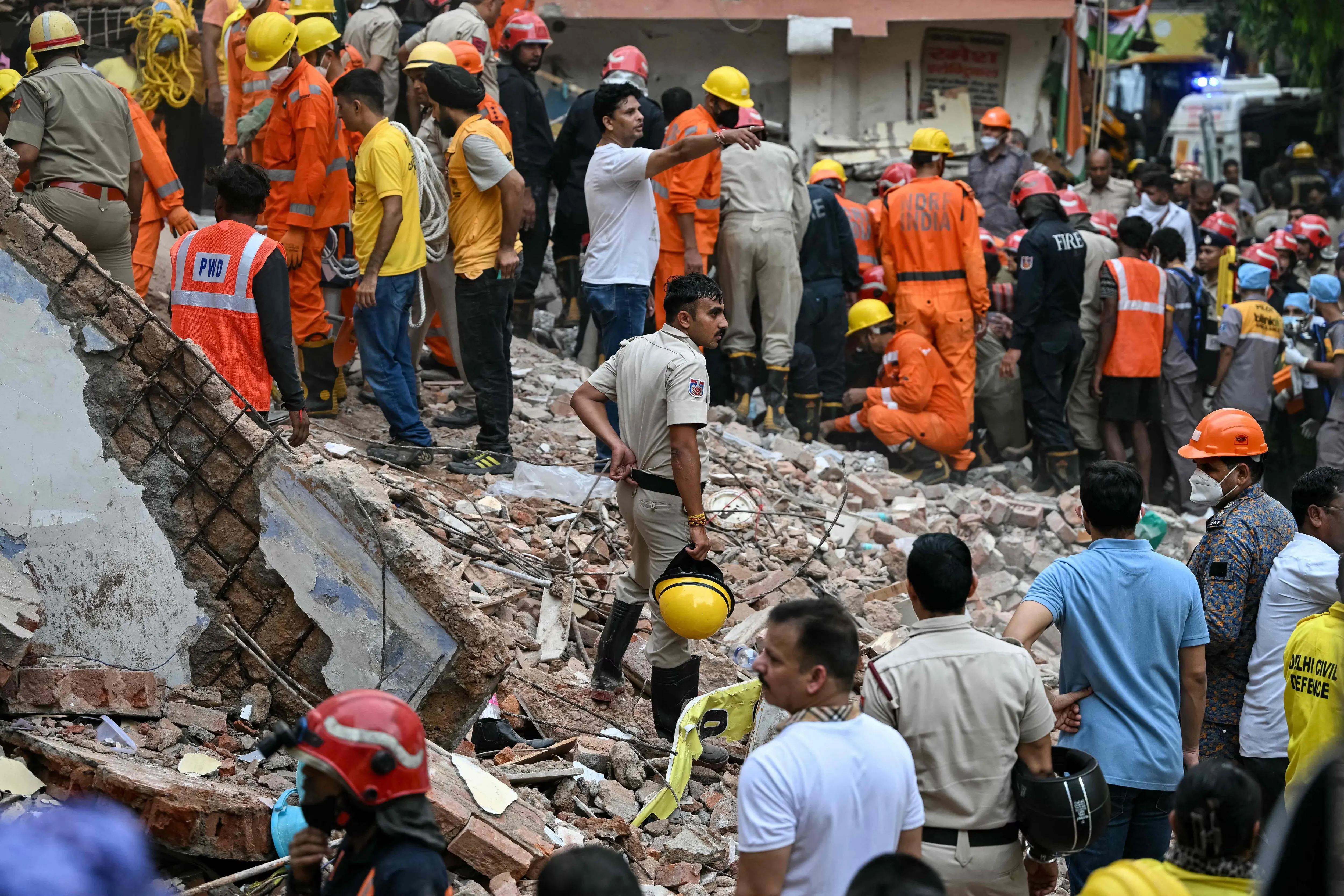 MCD Orders Immediate Sealing of Illegal Structures Above Four Floors in Delhi