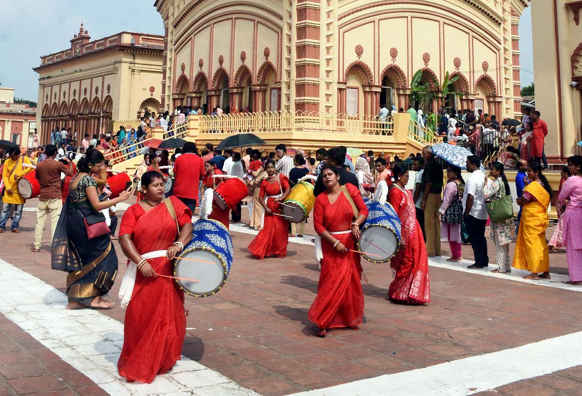 Kolkata Police Arrest 601 for Violations During De