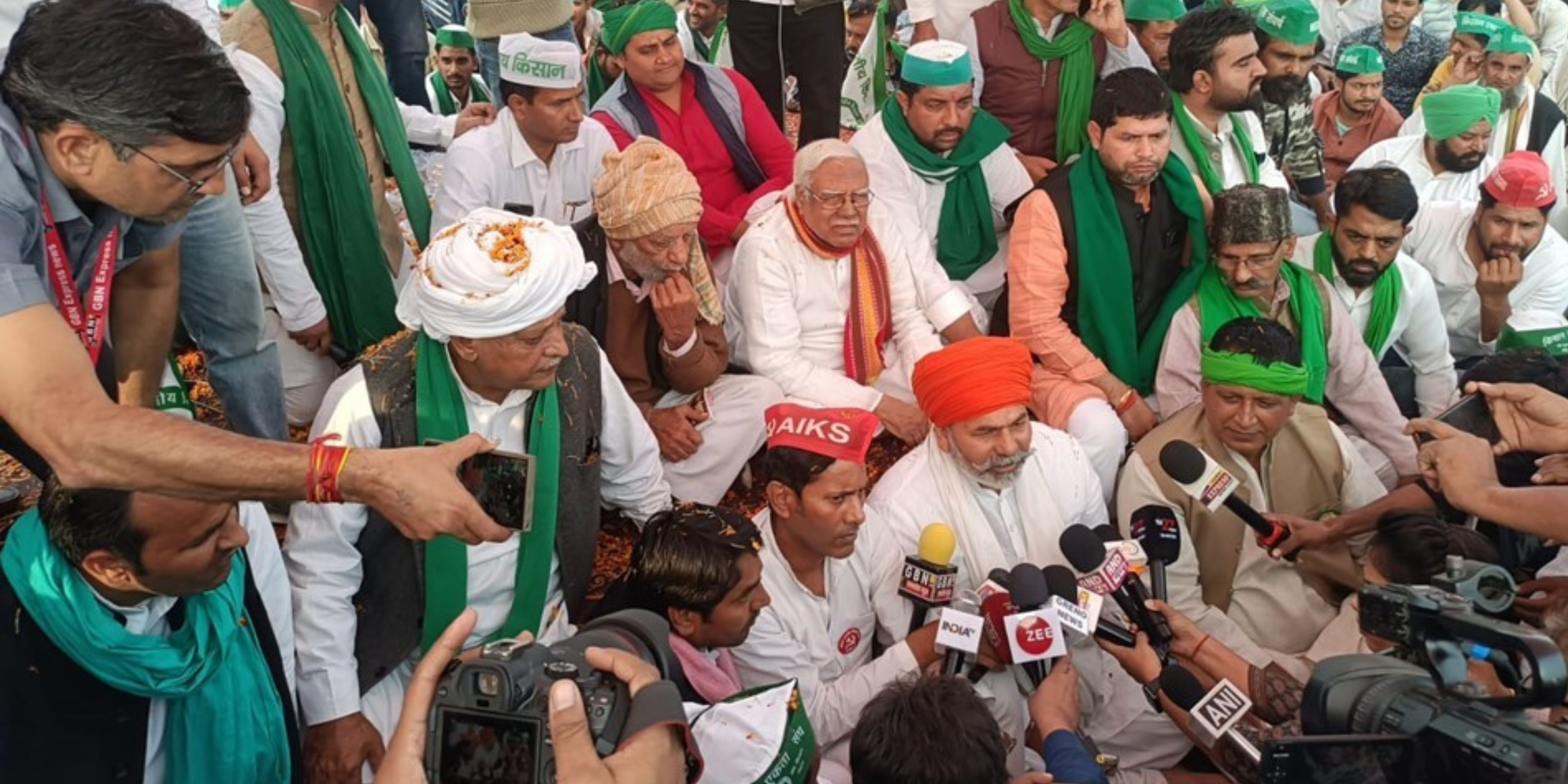 Farmers Raise Their Voice at Greater Noida Mahapanchayat: A Fight for Justice
