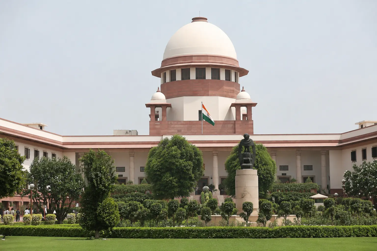 Supreme Court Rejects Plea To Conduct NEET-UG 2026 Re-Test In CBT Mode