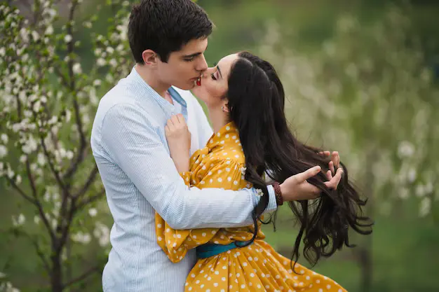Graveyard Dating: Why Gen Z Is Choosing Cemeteries Over Cafés for Meaningful Connections