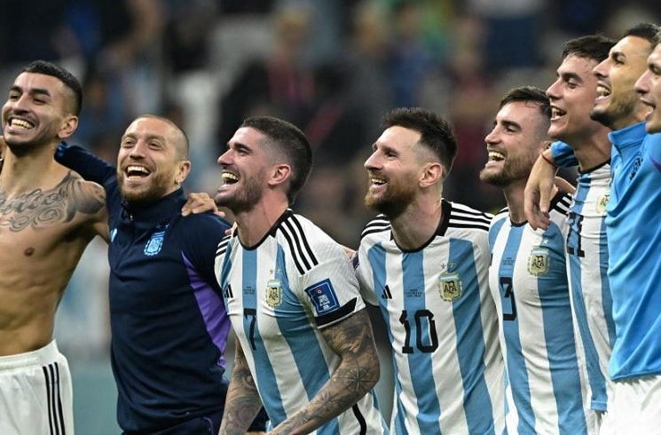 Paraguay Stun Argentina with a Spectacular 2-1 Victory in World Cup Qualifiers

