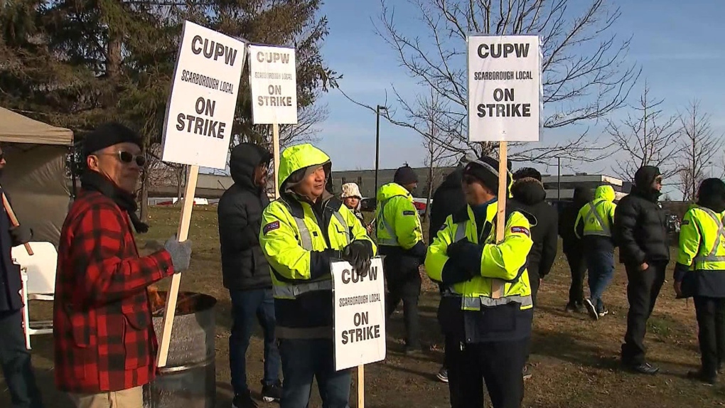 Canada Post Strike: New Framework Aims to Break Deadlock